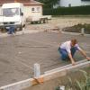 Anlässlich der Verabschiedung von Georg Wieland blickte Bürgermeister Horst Herbert auf die insgesamt 28 Dienstjahre des Bauhofleiters zurück. Als erster Mitarbeiter des zentralen Bauhofs wurde Georg Wieland eingestellt und in der Folge die Organisation Bauhof mit Gerätschaften und Personal sukzessive aufgebaut. Die Aufnahme zeigt die Vorarbeiten zum Pflastern des Containerplatzes in Herlheim im Jahr 2001. Anlässlich der Verabschiedung von Georg Wieland blickte Bürgermeister Horst Herbert auf die insgesamt 28 Dienstjahre des Bauhofleiters zurück. Als erster Mitarbeiter des zentralen Bauhofs wurde Georg Wieland eingestellt und in der Folge die Organisation Bauhof mit Gerätschaften und Personal sukzessive aufgebaut. Die Aufnahme zeigt die Vorarbeiten zum Pflastern des Containerplatzes in Herlheim im Jahr 2001.