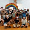 Gruppenfoto aller Kinder und Mitarbeiter.