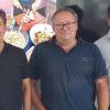 Seit 45 Jahren ist der kaufmännische Leiter von Semco-Glas, Joachim Verne (von links), im Betrieb. Niederlassungsleiter Martin Kügel und regionaler Geschäftsführer Achim Haag gratulierten zu diesem Jubiläum.