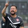 Will wieder den richtigen Fingerzeig geben: Trainer Markus Zschiesche, der mit dem FC Würzburger Kickers am Samstag die SpVgg Bayreuth in der Akon-Arena empfängt.