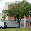 In diesem Umspannwerk ist es am Dienstagmorgen zu einem Arbeitsunfall gekommen. Ein 29-Jähriger wurde dabei schwer verletzt. Der Kurzschluss legte die Stromversorgung lahm.