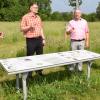 Natürlich mit einem Einheimischen-Secco stießen (von links) Michael Pfanzer, Manfred Seibert, Manfred Kern und Nadine Höhne auf das Projekt Allianzgarten an.
