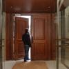 Immer mehr Menschen treten aus den christlichen Kirchen aus und verlassen die Gemeinschaften vor Ort. Immer mehr Menschen treten aus den christlichen Kirchen aus und verlassen die Gemeinschaften vor Ort.