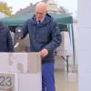 Landrat Thomas Bold sowie Gewo-Aufsichtsratsvorsitzender und OB Dirk Vogel freuten sich über die Grundsteinlegung an dem Zehnfamilienwohnhaus in der Schlesierstraße in Bad Kissingen.