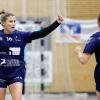 Am Ende konnten die Handballerinnen des HSV Bergtheim trotz anfänglichem Rückstands doch jubeln: (von links) Ronja Schwalbe und Marlene Groh.