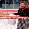 Vom Fan zum Betreuer: Der 26-jährige Sebastian Brehm verbringt einen Großteil seiner Freizeit im Haßfurter Eisstadion. Vor mehreren Jahren wurde er Betreuer bei den Hawks und hat viel Spaß dabei.