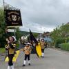 Mit einem dreitägigen Fest feierte die Freiwillige Feuerwehr Neubrunn zusammen mit Schirmherr Landrat Thomas Eberth ihren 130. Geburtstag mit einer Löschwasser Party und vielen Ehrungen und einem tollen Festzug bei verspäteten "April-Wetter" mit Sonne und Regen aber immer mit super Stimmung.