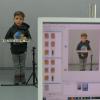Zur Erinnerung an ihren Besuch bei der Haßfurter Polizei erhielten die Kinder am Tag der offenen Tür bei der erkennungsdienstlichen Behandlung ein besonderes Foto.