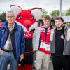 Die Würzburger Kickers gewinnen das letzte Heimspiel am Samstag 18.05.24 gegen die DJK Vilzing souverän mit 4:0 in der AKON Arena in Würzburg. Nach dem Spiel werden sie vom BFV zum Regionalliga Meister 2024 geehrt.