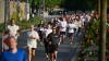 Um die 1500 Läuferinnen und Läufer nehmen am Donnerstag (13.06.24) am sogenannten WUE2RUN Firmenlauf in Würzburg teil. Bei Abendsonne und milden Temperaturen passieren die Teilnehmer gegen 20 Uhr den Oberen Mainkai.
