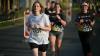 Um die 1500 Läuferinnen und Läufer nehmen am Donnerstag (13.06.24) am sogenannten WUE2RUN Firmenlauf in Würzburg teil. Bei Abendsonne und milden Temperaturen passieren die Teilnehmer gegen 20 Uhr den Oberen Mainkai.