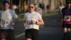 Um die 1500 Läuferinnen und Läufer nehmen am Donnerstag (13.06.24) am sogenannten WUE2RUN Firmenlauf in Würzburg teil. Bei Abendsonne und milden Temperaturen passieren die Teilnehmer gegen 20 Uhr den Oberen Mainkai.