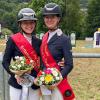 Die strahlenden Amazonen Janina Wehr und Jacqueline Pauli (rechts).