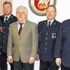 Offiziell im Amt bestätigt: Der neue Birkenfelder Feuerwehrkommandant Manfred Lang, Stellvertreter Stefan Konrad, Bürgermeister Werner Schebler, scheidender Kommandanten Stefan Hörning und Stellvertreter Philipp Müller.