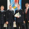 Verabschiedet wurde Jugendwart Mario Kneuer (zweiter von rechts), der sechs Jahre diesen verantwortungsvollen Posten innehatte. Ihm dankten (von links) Kommandant Matthias Endres, zweiter Kommandant Daniel Hornung und Bürgermeister Ulrich Werner.