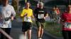 Um die 1500 Läuferinnen und Läufer nehmen am Donnerstag (13.06.24) am sogenannten WUE2RUN Firmenlauf in Würzburg teil. Bei Abendsonne und milden Temperaturen passieren die Teilnehmer gegen 20 Uhr den Oberen Mainkai.
