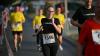 Um die 1500 Läuferinnen und Läufer nehmen am Donnerstag (13.06.24) am sogenannten WUE2RUN Firmenlauf in Würzburg teil. Bei Abendsonne und milden Temperaturen passieren die Teilnehmer gegen 20 Uhr den Oberen Mainkai.