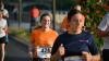 Um die 1500 Läuferinnen und Läufer nehmen am Donnerstag (13.06.24) am sogenannten WUE2RUN Firmenlauf in Würzburg teil. Bei Abendsonne und milden Temperaturen passieren die Teilnehmer gegen 20 Uhr den Oberen Mainkai.