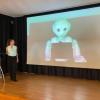 Forschung aktuell: Vorstellung des sozialen Roboters.