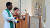 Pastor Krou Magob bei seiner Predigt in Bischofsheim mit Übersetzerin Sabine Schmidt von Mission EineWelt. Pastor Krou Magob bei seiner Predigt in Bischofsheim mit Übersetzerin Sabine Schmidt von Mission EineWelt.
