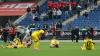 Die totale Leere: die Spieler der Würzburger Kickers nach dem verlorenen Elfmeterschießen in Hannover.