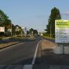 Ein großes Schild weist in der Partnerstadt Ancenis prominent auf die durchgeführten Umbaumaßnahmen auf dem Boulevard de Bad Brückenau hin.