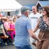 Zahlreiche Menschen besuchen am Montag 20.05.24 das traditionelle Pfingstweinfest der Winzer Sommerach. Ein umfangreiches Musikprogramm, kulinarische Köstlichkeiten und die Weine aus dem Weinkeller der Genossenschaft machen Lust und Laune auf den Sommer.