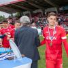 Die Würzburger Kickers gewinnen das letzte Heimspiel am Samstag 18.05.24 gegen die DJK Vilzing souverän mit 4:0 in der AKON Arena in Würzburg. Nach dem Spiel werden sie vom BFV zum Regionalliga Meister 2024 geehrt.
