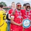 Die Würzburger Kickers gewinnen das letzte Heimspiel am Samstag 18.05.24 gegen die DJK Vilzing souverän mit 4:0 in der AKON Arena in Würzburg. Nach dem Spiel werden sie vom BFV zum Regionalliga Meister 2024 geehrt.
