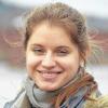 Eine Künstlerin mit vielen Talenten: Die gebürtige Lohrerin Johanna Holembowski tritt am Freitag im Fasskeller in Marktheidenfeld auf, am 14. April gibt sie ein Gastspiel im Weinhaus Mehling in Lohr.