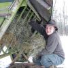 Der Nachwuchs bei der Arbeit: Der 21-jährige Oberweißenbrunner Fabian Prüller ist der jüngste Jäger in der Hegegemeinschaft Bischofsheim. Den Jagdschein hat er Ende 2011 bestanden.