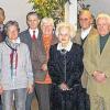Treue: Präsident Hans Markwalder (links) und Vorsitzender Klaus Beck (rechts) ehrten (von links) Peter Glatt, Heike Beck, Joachim Rug, Susanne Schmitt, Elfriede Schmittutz, Kurt Glatt und Josef Römmelt.