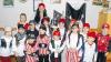(hr)   Beim Seniorenfasching in Roden traten unter anderem die Turnkids des Sportvereins auf. Die Kinder zwischen drei und sieben Jahren turnen einmal in der Woche unter Leitung von Karina Sendelbach. Extra für den Seniorennachmittag studierten sie einen Piratentanz ein und führten diesen auf. Unter viel Applaus gab es sogar eine Zugabe. Die Piratenkinder waren Rosana Benkert, Leoni Feistle, Angelina Hain, Sophie und Tim Horn, Carina, Johann und Magdalene Lenk, Lena Maier, Nele und Jannis Müller, Nele Nickel, Jason Schick, Hanna Sendelbach, und Tim Sendelbach.