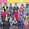 Kinderbesuch: Uta Mapara (1. Reihe) begrüßt die Igel-Gruppe des Kindergartens St. Nikolaus aus Eibelstadt beim Krick-Verlag.