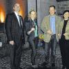 Ein „Leuchtturm der Weinregion“: Die Vinothek der Familie Nüsslein in Zeil. Das Bild zeigt den Präsident des Fränkischen Weinbauverbands Artur Steinmann, Weinkönigin Yvonne Ziegler sowie Roger und Liane Nüsslein.