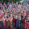 Mit einem viertägigen Musikfest, einem beeindruckenden Gemeinschaftschor aller anwesenden Musikanten und klangvollem Festumzug feierten die Rienecker Musikanten ihr 50-jähriges Bestehen und luden auch zum Kreismusikfest ein.