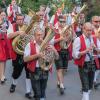 Mit einem viertägigen Musikfest, einem beeindruckenden Gemeinschaftschor aller anwesenden Musikanten und klangvollem Festumzug feierten die Rienecker Musikanten ihr 50-jähriges Bestehen und luden auch zum Kreismusikfest ein.