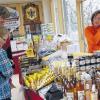 Gut besucht: Beim Unterfränkischen Imkertag in Grafenrheinfeld wurden Bienenprodukte angeboten.