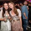 Zahlreiche Menschen besuchen am Samstag 04.05.24 das Weinfest in Untereisenheim mit Musik von den Troglauer Buam.