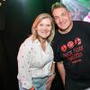 Zahlreiche Menschen besuchen am Samstag 04.05.24 das Weinfest in Untereisenheim mit Musik von den Troglauer Buam.