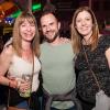 Zahlreiche Menschen besuchen am Samstag 04.05.24 das Weinfest in Untereisenheim mit Musik von den Troglauer Buam.