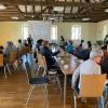 Rund 40 Personen lauschen im Alten Rathaus den Vorträgen von Frau Dr. Weißbrich und Herrn Lazarek vom Gesundheitsamt Würzburg. Rund 40 Personen lauschen im Alten Rathaus den Vorträgen von Frau Dr. Weißbrich und Herrn Lazarek vom Gesundheitsamt Würzburg.