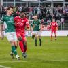 Benjika Caciel (19) von den Würzburger Kickers  im Zweikampf mit Lukas Billick (32) vom FC Schweinfurt 05. 3:0 gegen den FC Schweinfurt 05 ! Würzburger. Kickers feiern am Freitag Abend in der AKON Arena einen ungefährdeten Derbysieg.