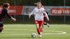 Julia Asam, auf dem Bild im Heimspiel gegen den TSV Neuenstein am Ball, erzielte ein Tor für die Frauen der Würzburger Kickers beim 3:2-Sieg beim Karlsruher SC in der Fußball-Regionalliga Süd.