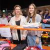 Zahlreiche Menschen besuchen am Sonntag 18.02.24 den Fashion Flohmarkt in der Posthalle in Würzburg.