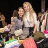Zahlreiche Menschen besuchen am Sonntag 18.02.24 den Fashion Flohmarkt in der Posthalle in Würzburg.