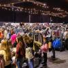 Zahlreiche Menschen besuchen am Sonntag 18.02.24 den Fashion Flohmarkt in der Posthalle in Würzburg.