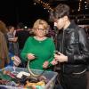 Zahlreiche Menschen besuchen am Sonntag 18.02.24 den Fashion Flohmarkt in der Posthalle in Würzburg.