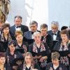 (kefe)   Zu einem feierlichen Konzert laden am morgigen Ostersonntag wieder Rienecker Sänger und Musikanten in die Pfarrkirche St. Johannes in Rieneck ein. Um 17 Uhr werden Orgel- und Instrumentenklänge sowie die Stimmen von Sängern das Gotteshaus erklingen lassen, wenn Bernhard Gubik an der Kirchenorgel das Konzert eröffnen wird. Als Mitwirkende werden der Musikverein Rieneck, der GV Sängerkranz Rieneck (auf dem Bild bei einem Konzert im Jahr 2008), der GV Liederkranz Schaippach, die Singgruppe „Buntgemischt“ sowie die Gruppe „Rienecker Stadtgesang“ die Besucher mit Liedern und Chorälen erfreuen. Der Eintritt zum Konzert ist frei, freiwillige Spenden werden jedoch gerne entgegengenommen, teilt der Veranstalter mit.