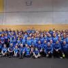 Ein großer Teil der RGC-Lauffamilie in den neuen blauen Laufshirts. Ein großer Teil der RGC-Lauffamilie in den neuen blauen Laufshirts.